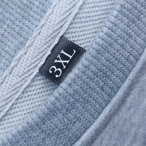 Dolly Parton Sweatshirt - Picture 7 of 10